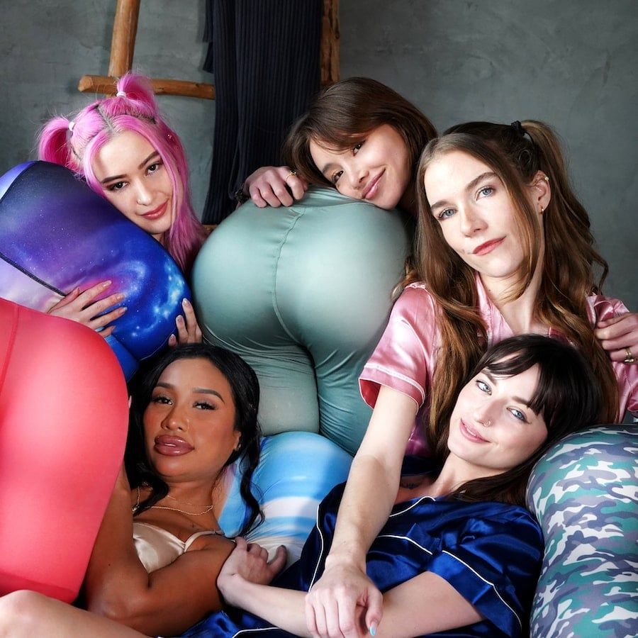 The Buttress Pillow lifestyle